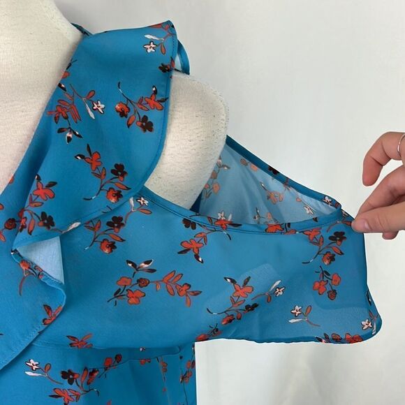 Parker Blue Floral Layered Top NWT - Picture 6 of 8